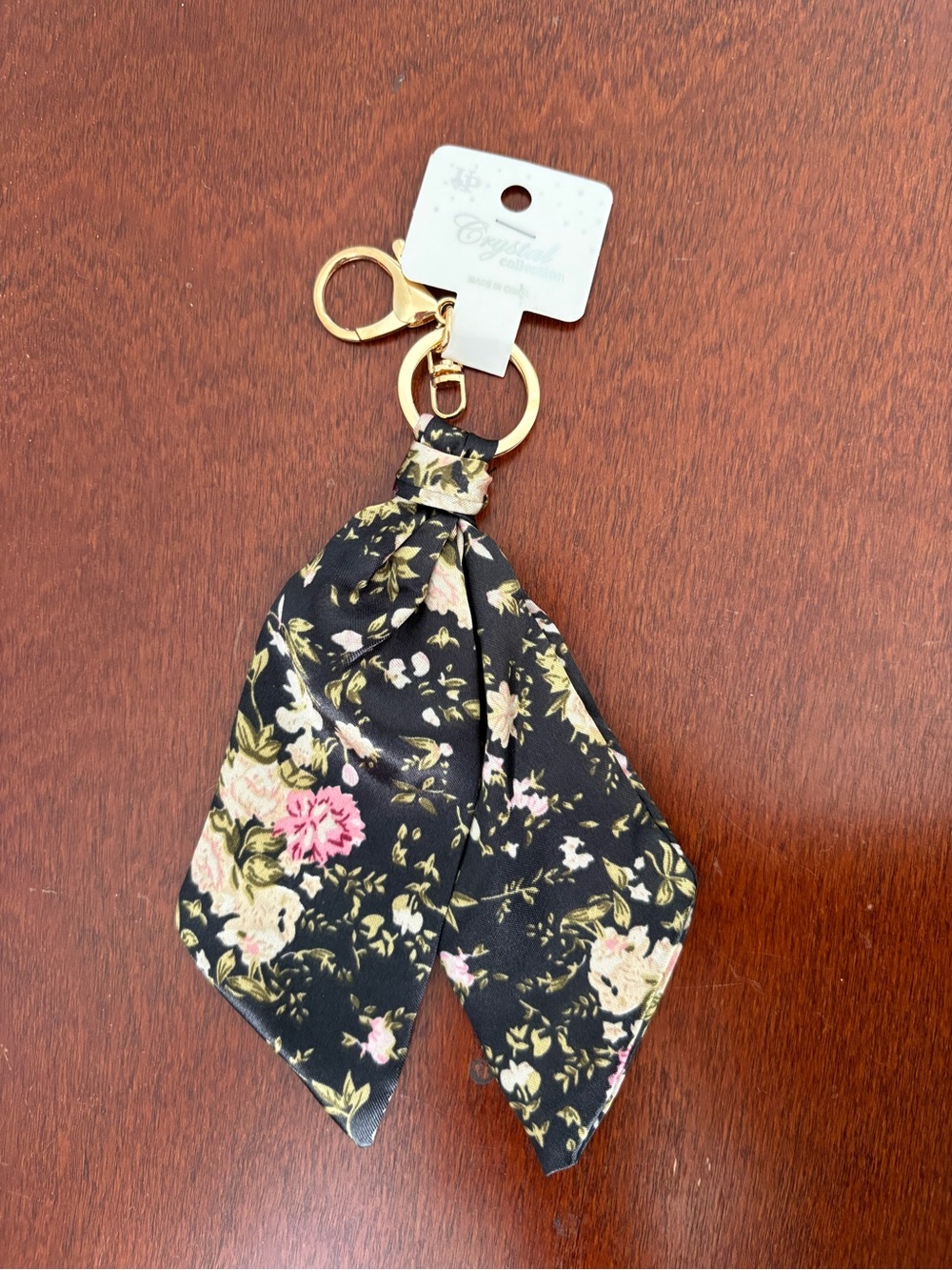 Floral Black Scarf Keychain - Unbranded NEW!